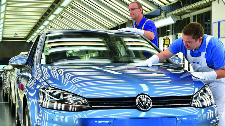 Μπόνους 4.100 ευρώ σε όλους τους υπαλλήλους της VW